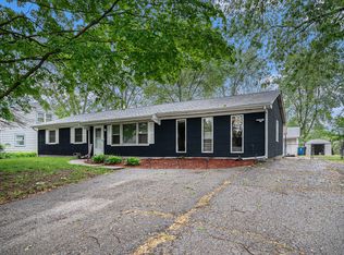 776 Eagle Creek Rd, Valparaiso, IN 46385
