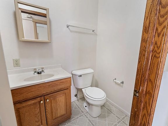 5th image of 2311 W Wisconsin Ave #9