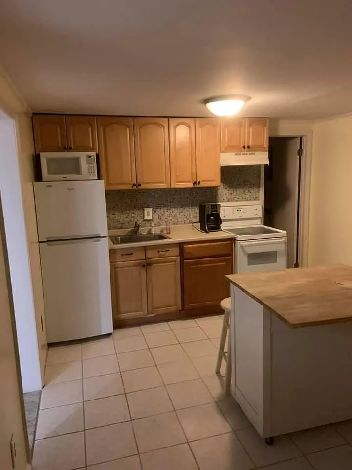 14 Kenneth Ave — Photo 3