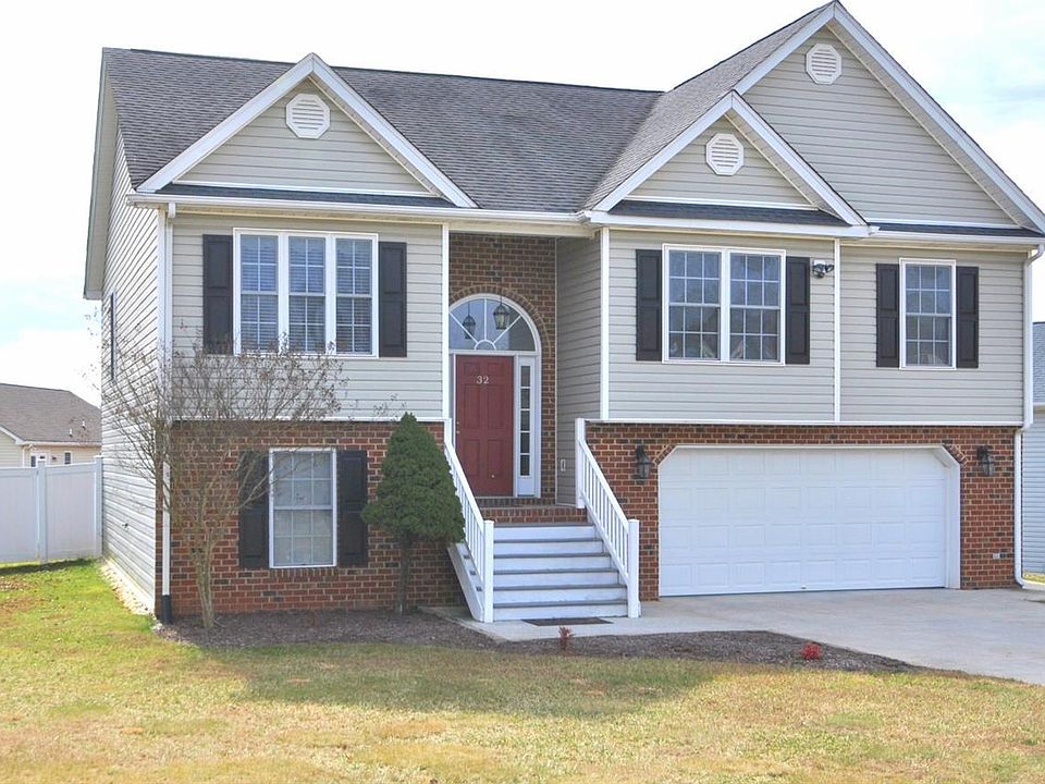 1st image of 32 Shelly Ct