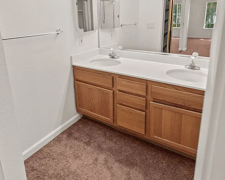 6125 Lambeck Ln — Photo 45