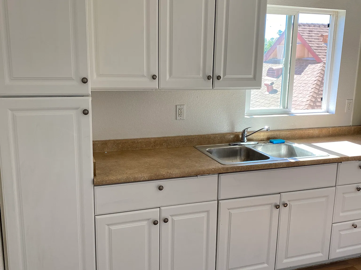 2 bed, $1,350 — Photo 1