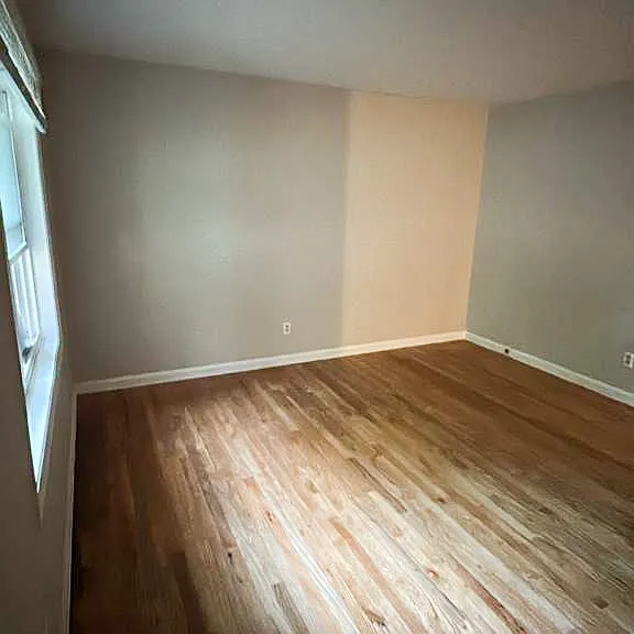 1737 Emerson Ave — Photo 8