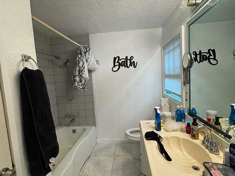222 Harkness St — Photo 12