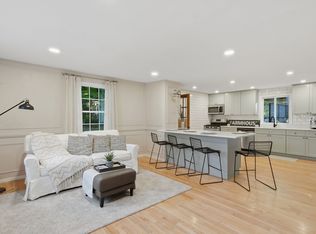 334 Rogers St, Lowell, MA 01852