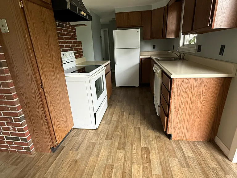 425 Court St #429 — Photo 3