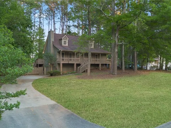 77 Alma Dr, Dallas, GA 30157