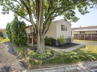 72 Ridgewood Mnr, Manheim, PA 17545