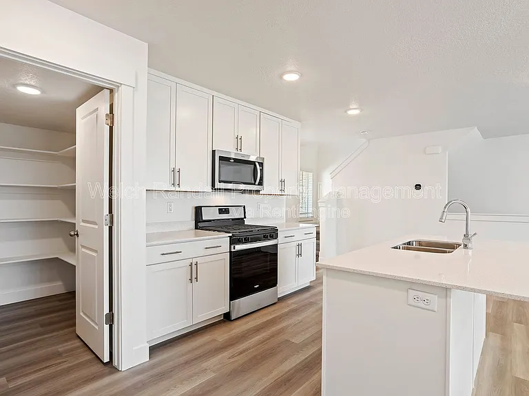 3102 N 1600 E — Photo 5