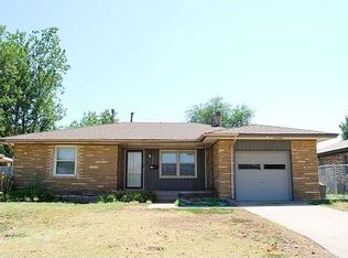 812 E Carroll Ln, Midwest City, OK 73110