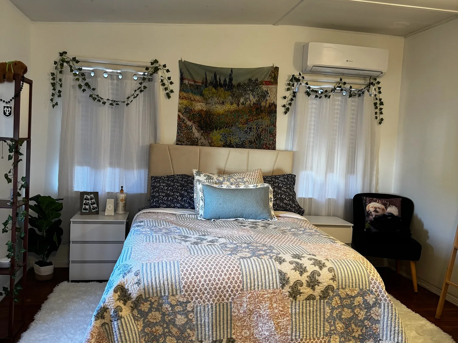 4 bed, $2,200 — Photo 2