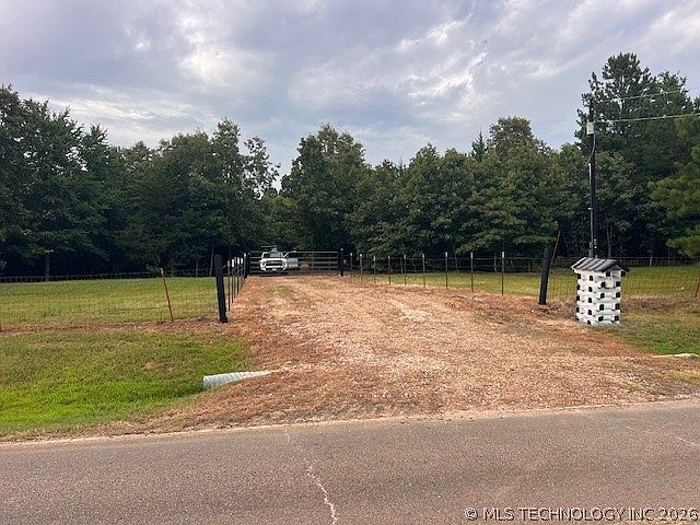 1st image of 2043 E 2000th Rd