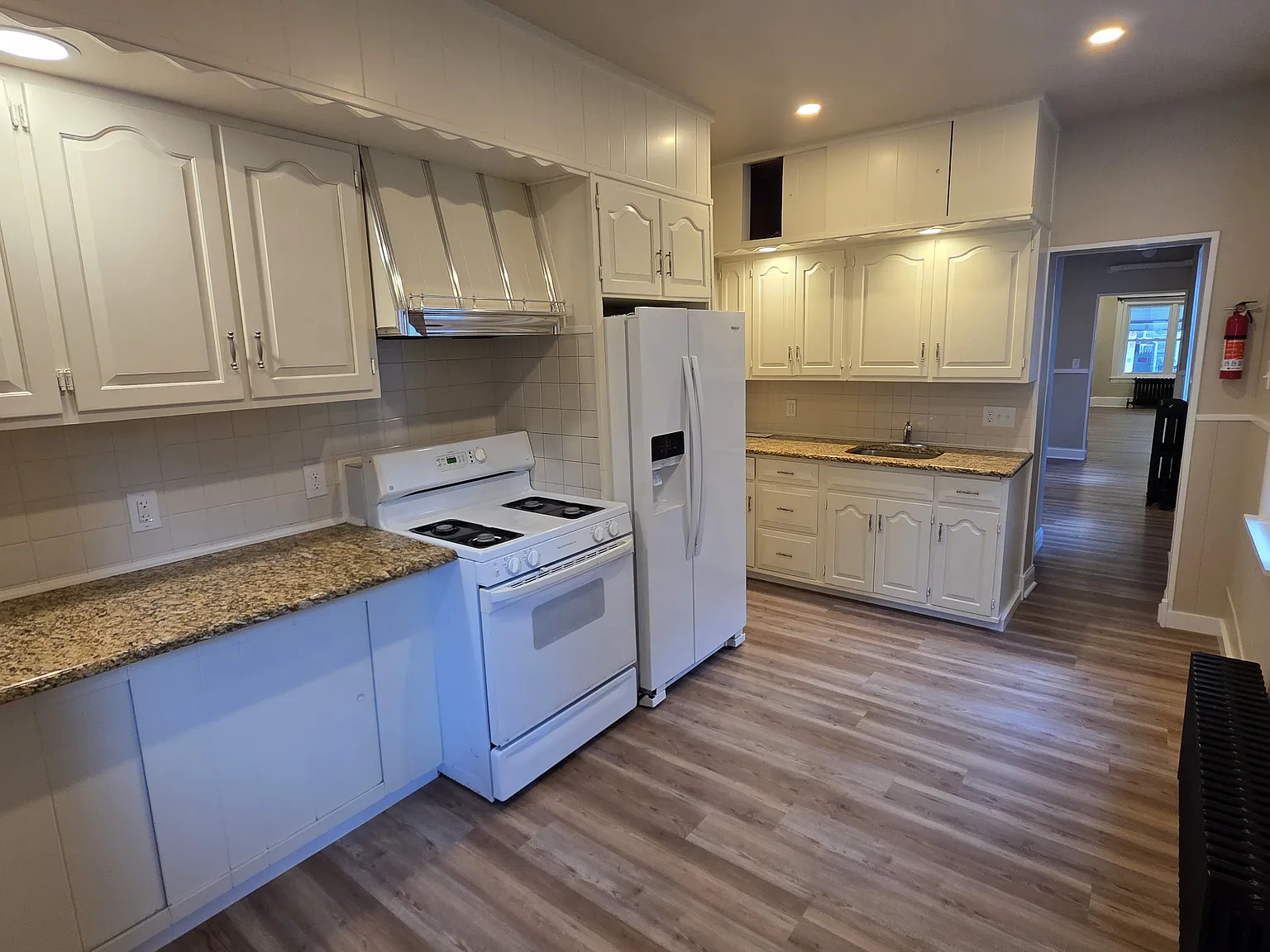 1155 Chestnut Street — Photo 1