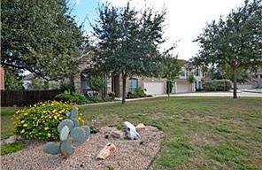 1st image of 2912 Kinloch Dr