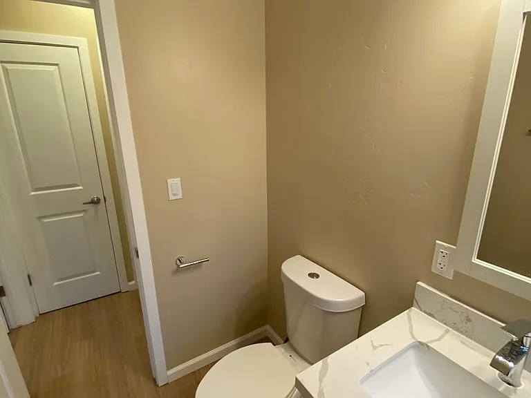 1411 Tyler Avenue — Photo 16