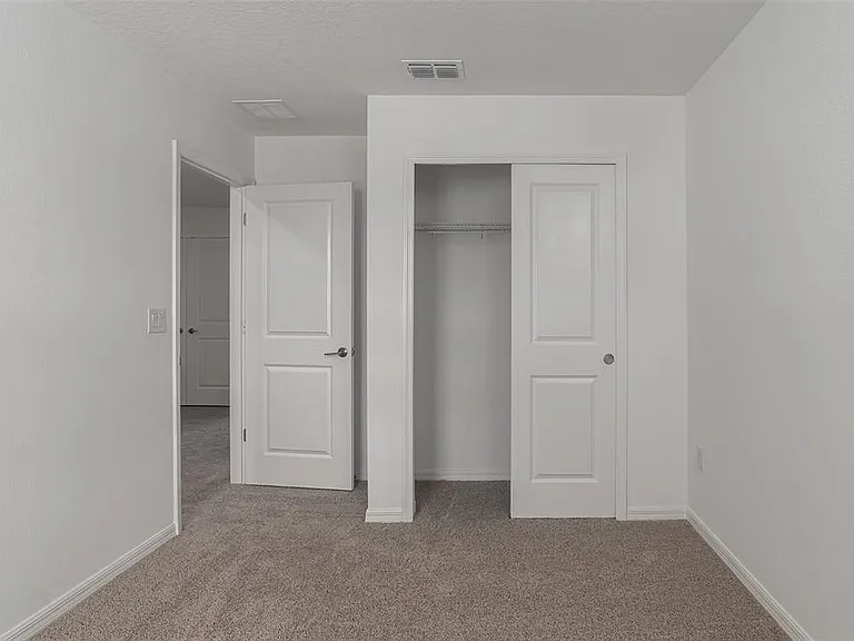 11720 Glenside Ter — Photo 16