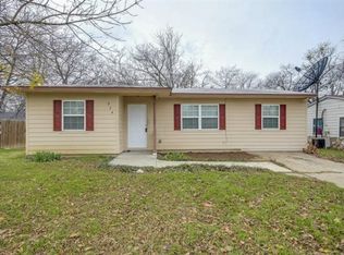 804 Highland Dr, Arlington, TX 76010