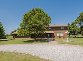 1005 N Conway Springs Rd, Conway Springs, KS 67031