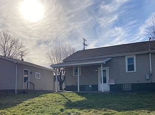 735 School St, Hubbard, OH