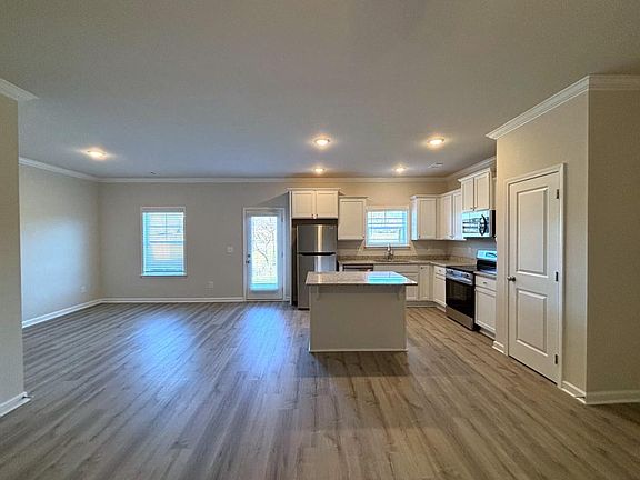 4th image of 226 Harvest Ridge Ln #B