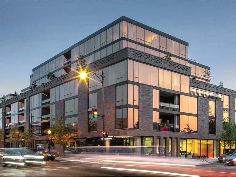Optima Lakeview — Photo 30