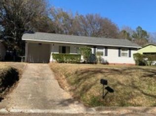 223 Rhodes Dr, Vicksburg, MS 39180