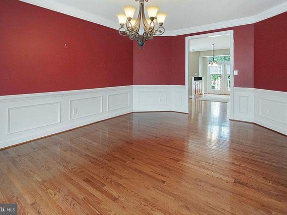 4th image of 23437 Canna Ct