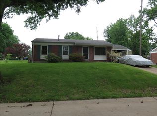 4200 Liguori Ln, Bridgeton, MO 63044