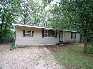 41 Geronimo Dr, Cherokee Village, AR 72529