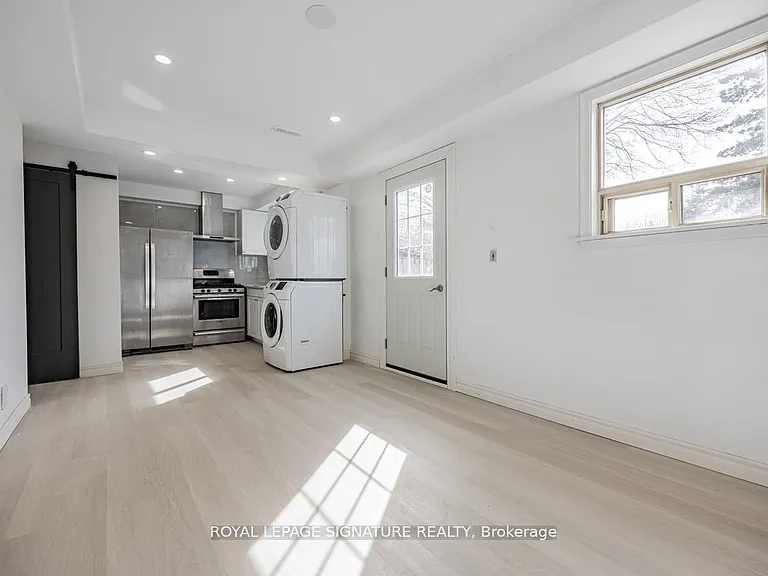 54 Tuscarora Dr — Photo 2