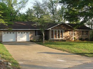 3350 Oak Burr Dr, Chattanooga, TN 37419