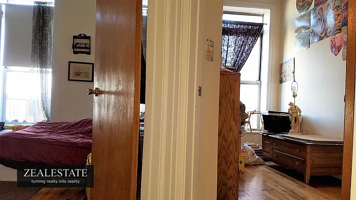 Rented by ZealEstate Group Inc | media 19