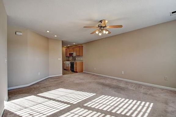 3rd image of 401 Stratford Ct