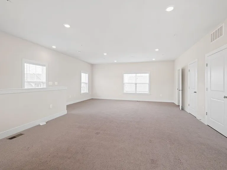 143 Rubens Dr — Photo 24
