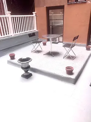 Rented by Bond New York | media 44