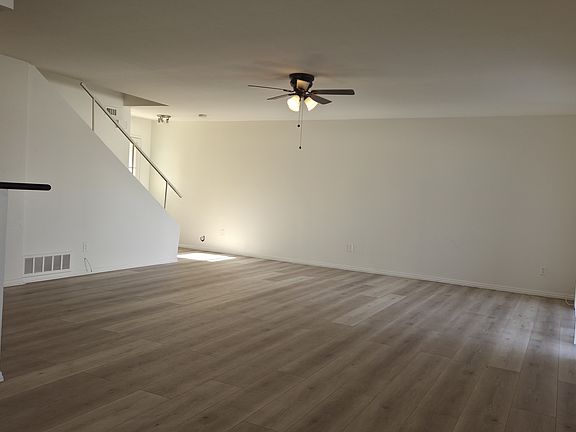 3rd image of 33555 Date Palm Dr