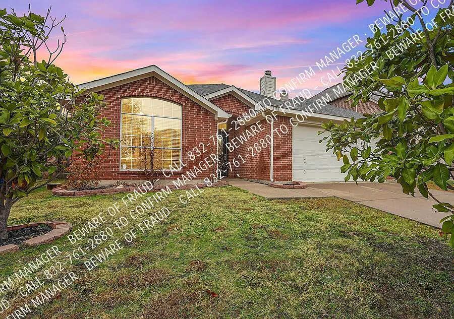 Villas of Monte Carlo 4 bedroom Charmer in the Heart of Princeton! — Photo 2
