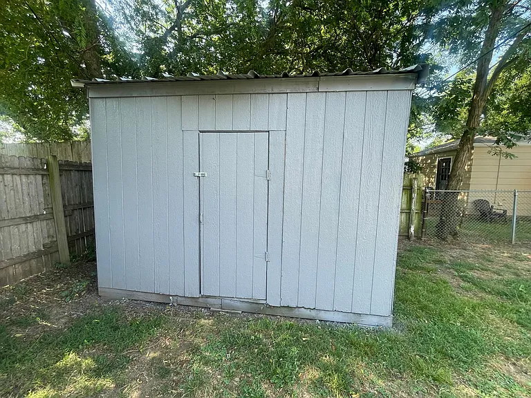 701 N University Blvd — Photo 14