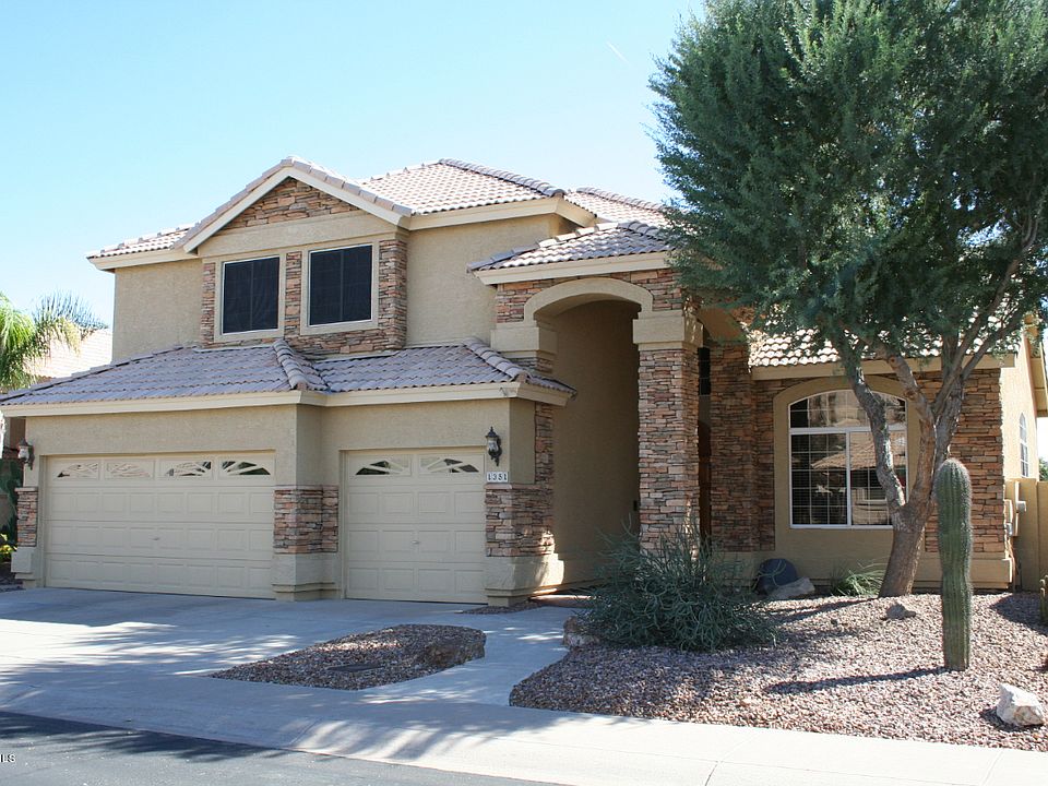 1st image of 1351 E Amberwood Dr