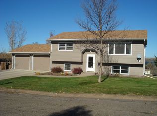 1006 Laframboise Dr, Fort Pierre, SD 57532