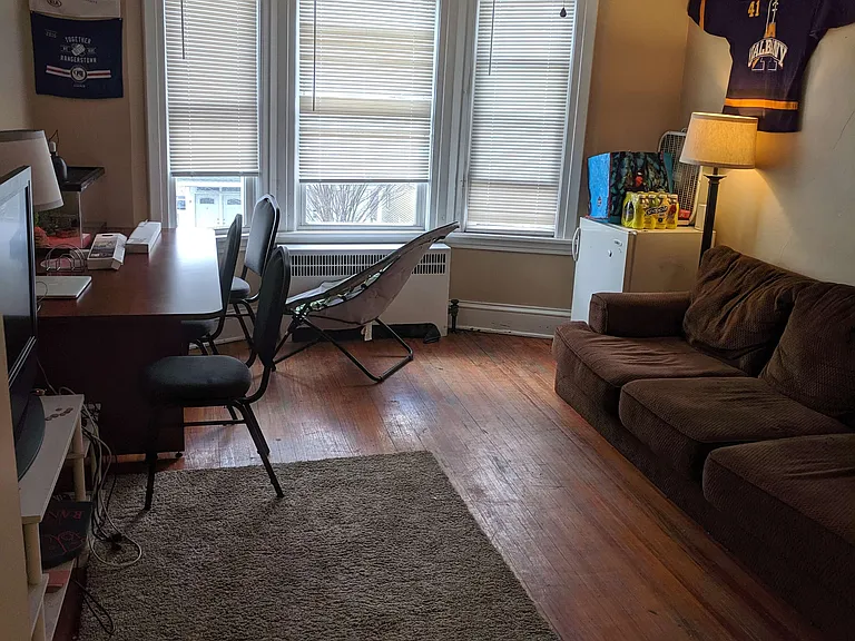 414 Hudson Ave #1 — Photo 2