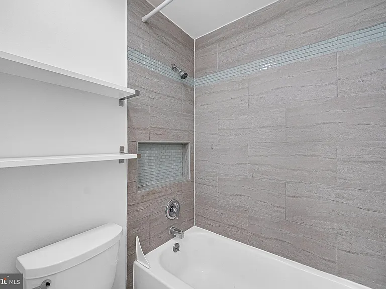 17515 Sabrina Ter — Photo 26