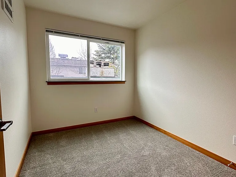 Ballard 58 — Photo 10