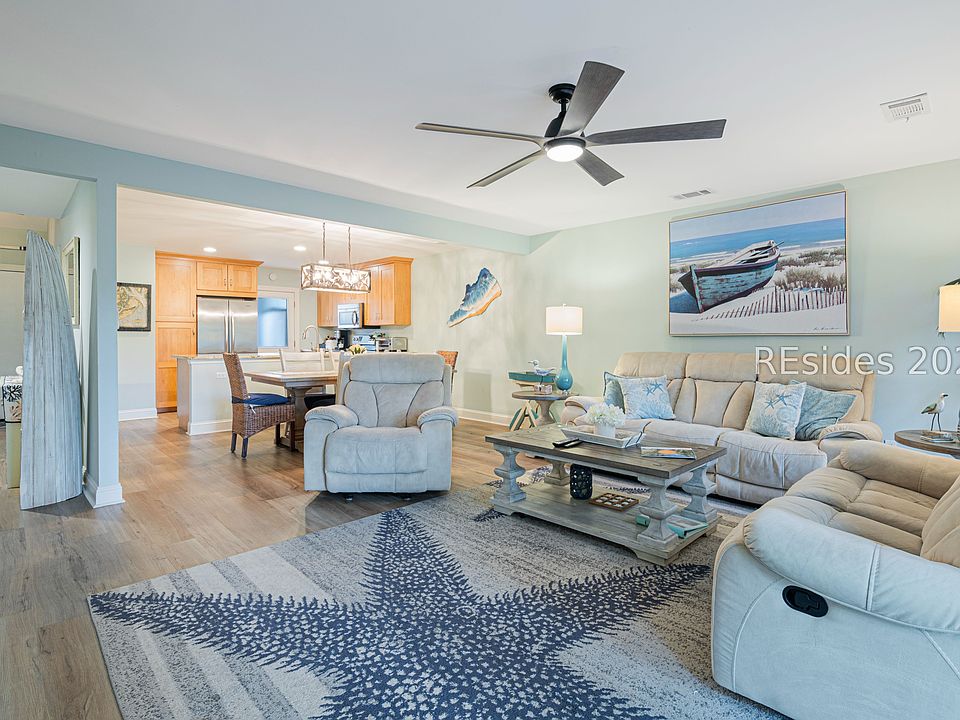 1st image of 45 Queens Folly Rd APT 737