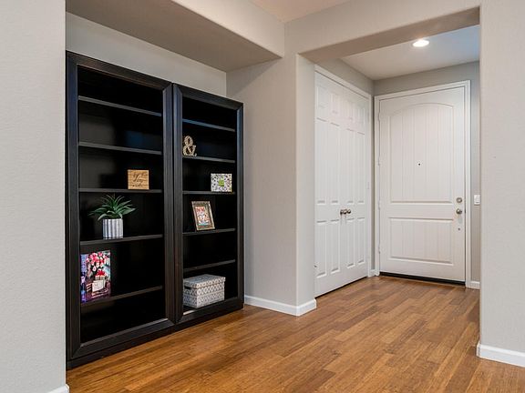 Alcove in Living Room