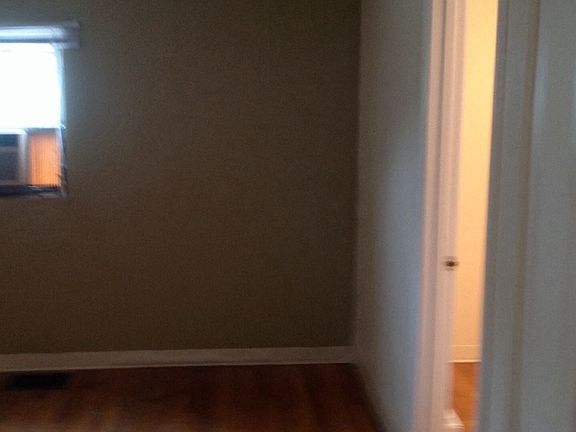 5th image of 415 E 10th St #3460406