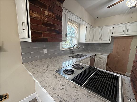 4th image of 2205 Portal Rd