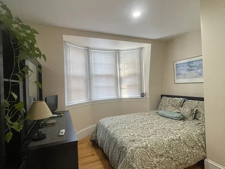105 Pinckney Street — Photo 4