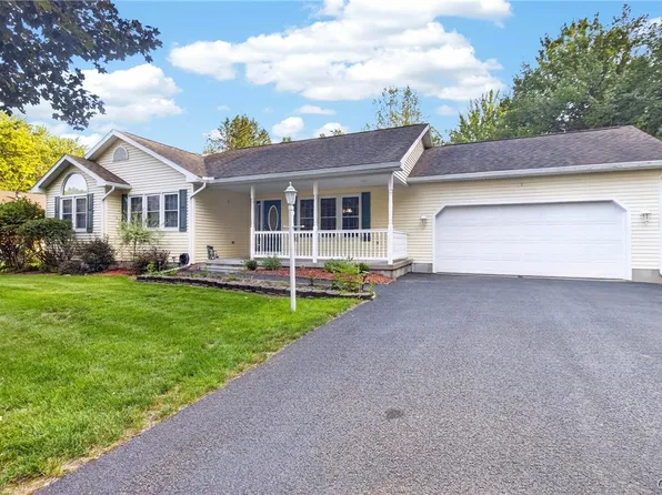 105 Portal Dr, Oriskany, NY 13424