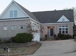 12015 Cherry Laurel Dr, Little Rock, AR 72211